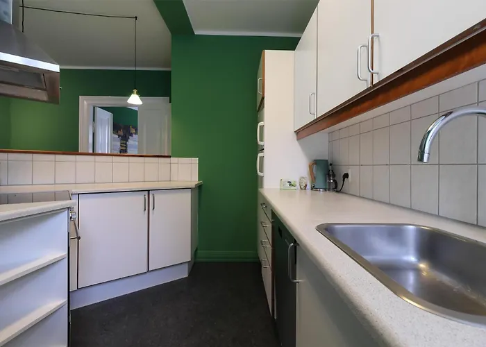 Greenbrook Homes - Family 7ppl Apartment